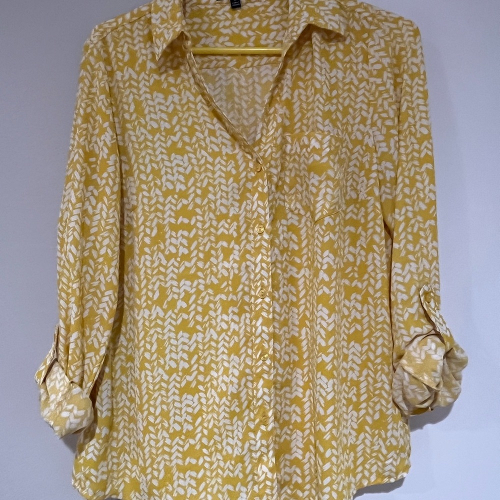 Yellow and White Patterned Women's Top
